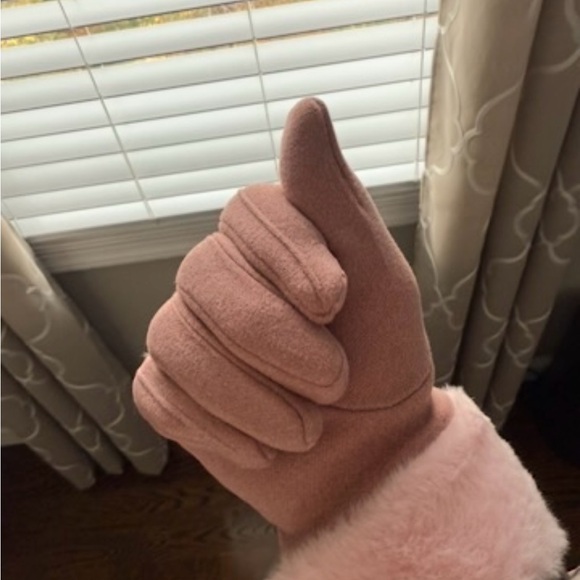 Pink Women's Accessory - Picture 3 of 3